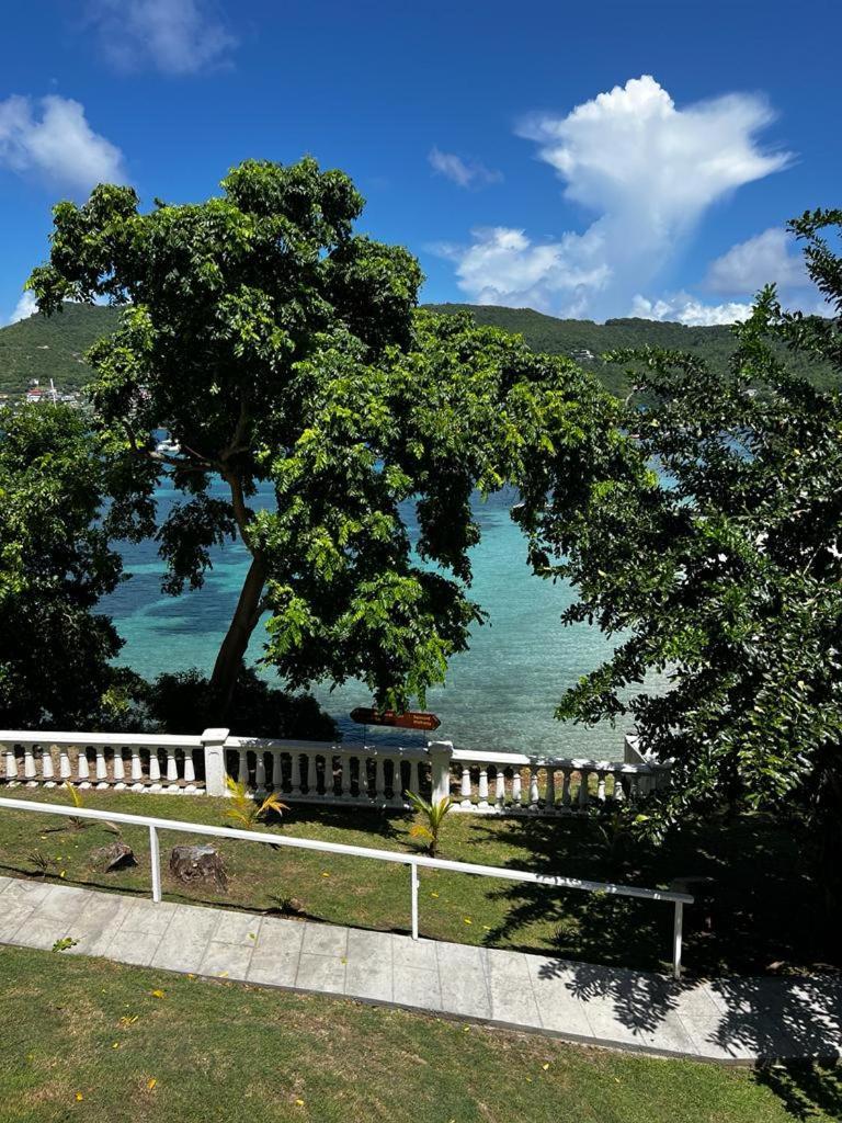 Bequia Plantation Hotel Port Elizabeth Exterior foto